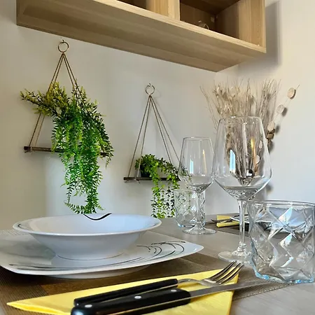 The Lake-side Corner Апартаменты Комо