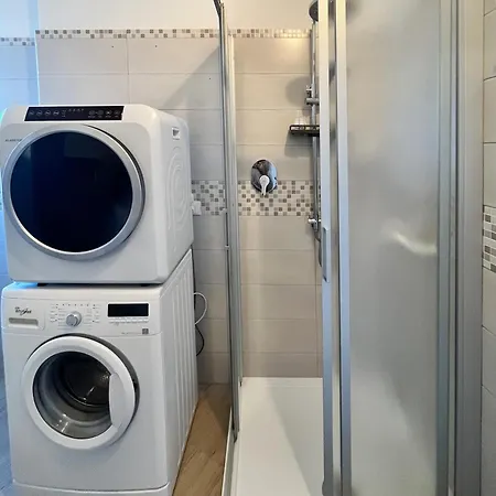 The Lake-side Corner Комо